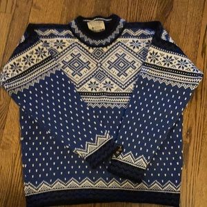 Dale of Norway Men’s Wool Sweater - medium
